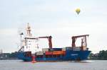 Die Pioneer Bay IMO-Nummer:9164550 Flagge:Antigua und Barbuda Lnge:101.0m Breite:19.0m Baujahr:1999 Bauwerft:China Changjiang National Shipping Group Yichang Shipyard,Yichang China vor Hamburg