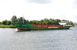 SUNTIS Frachtschiff, Container: 48 TEU,IMO:8513314,Baujahr:1985,Länge: 82.48 m,Breite: 11.30 m, auf dem NOC Richtung Kiel. An der Rendsburger Eisenbahn Brücke am 01.07.2020.
