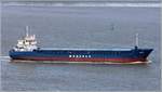 Die 2007 gebaute ARGOS (IMO 9383924) fährt Höhe Bremerhaven weserabwärts. Sie ist 87,82 m lang und 12,0 m breit, hat eine GT/BRZ von 2.452 und eine DWT von 3.666 t. Heimathafen ist St. John's (Antigua and Barbuda). Früherer Name: WILSON DUNMORE. 25.09.2020