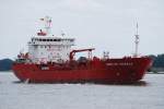 Der Tanker Annelise Theresa IMO-Nummer:9478286 Flagge:Dnemark Lnge:101.0m Breite:18.0m auslaufend aus Hamburg am 27.08.09 aufgenommen vom Willkommen Hft Wedel.