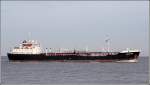 Die 1969 gebaute ARCTIC SWAN (IMO 7005982) ist ein Chemikalientanker mit einer Lnge von 98 m, einer Breite von 12 m und einer GT/BRZ von 2428. Sie fhrt unter der Flagge von Panama. Hier luft sie am 03.02.2008 in die Elbe ein.