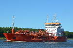 Die Amonith IMO-Nummer:9164093 Flagge:Zypern Länge:92.0m Breite:16.0m Baujahr:1999 Bauwerft:Aarhus Flydedok,Aarhus Dänemark bei Fischerhütte auf dem Nord-Ostsee-Kanal am 29.06.18