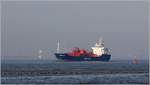 Die DANUBEGAS (IMO 9176125) ist ein 1998 gebauter LPG-Tanker mit einer Länge von 98,53 m und einer Breite von 15,20 m. Die GT/BRZ beträgt 4.201 und die DWT 4.197 t. Heimathafen ist Leer. Hier fährt sie am 18.02.2019 Höhe Glückstadt die Elbe aufwärts.