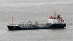 Die 2000 gebaute FINJA (IMO 9212345) am 12.04.2017 auf der Weser Höhe Bremerhaven. Sie ist 67,26 m lang und 11,70 m breit, hat eine GT/BRZ von 1.102 und eine DWT von 1.335 t. Heimathafen ist Cuxhaven.