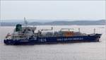 Die 2015 gebaute JS INEOS INGENUITY (IMO 9685437) liegt vor Göteborg auf Reede. Dieser Flüssiggastanker ist 180,3 m lang und 26,6 m breit, hat eine GT/BRZ von 22.887 und eine DWT von 20.897 t. Heimathafen ist Dragør (Dänemark). 18.07.2018