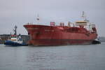 Der LPG Tanker Navigator Phoenix auf dem Seeweg von Rostock nach Point Lisas,Trinidad & Tobago beim Auslaufen am 20.01.2023 in Warnemünde.