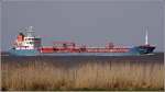 Die 2008 gebaute ORAROSE (IMO 9402689) am 02.04.2010 bei Altenbruch Elbe aufwrts fahrend. Dieser l- und Chemikalientanker ist 103 m lang, 16 m breit und hat eine GT von 3953. Heimathafen ist Limassol (Zypern). 