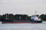 Der Tanker Pegasus IMO-Nummer:9078983 Flagge:Portugal Lnge:66.0m Breite:10.0m Baujahr:1993 Bauwerft:Watanabe Shipbuilding,Nagasaki Japan nach Hamburg einlaufend vor Schulau am 05.06.10