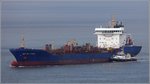 Die 2007 gebaute SCT BREITHORN (IMO 9298375) fährt am 10.08.2016 Höhe Bremerhaven weseraufwärts. Dieser Chemikalien-/Ölproduktetanker ist 164,34 m lang und 23,21 m breit, hat eine GT/BRZ von 12.776 und eine DWT von 20.635 t. Heimathafen ist Basel (Schweiz). Früherer Name: MCT BREITHORN.