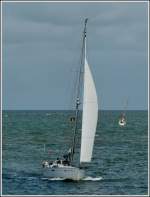 Bei gutem Wind macht es Spass mit einem Segelboot auf dem offenen Meer zu Segeln.  Oostende 22.08.2012