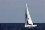 Segelsport bedeutet gelegentlich auch Klettersport. Gesehen in der Flensburger Förde am 05.07.2017