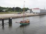 Oldtimer ELLEN, mit Kurs Ostsee unterwegs im Lbecker Burgtorhafen...