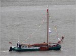 Das Plattbodenschiff WAPPEN VON IHLOW ist am 20.08.2016 während der Schippertage in Bremerhaven auf der Weser unterwegs. Sie ist 26,40 m lang und 5,20 m breit, die Segelfläche beträgt 190 m². Heimathafen ist Westerende (Deutschland).