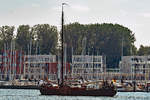 Klipperaak GERTRUD (ENI 04809520) am 27.06.2020 Lübeck-Travemünde verlassend.