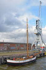 Segelkutter SAWA (Baujahr 1924) am 09.04.2022 im Hafen von Lübeck