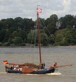 1-Master HOOP OP WELVAART; Datum: 05.07.2026; Aufnahmeort: Elbe/Hafen Hamburg, Deutschland.