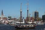 2-Master IDE MIN (IMO 6924844); Datum: 10.05.2015; Aufnahmeort: Elbe/Hafen Hamburg, Deutschland. Das Bild entstand anl�sslich des 826. Hafengeburtstages.