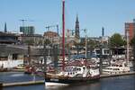 2-Master WILMA (HF.329.); Datum: 10.06.2015; Aufnahmeort: Elbe/Hafen Hamburg, Deutschland.