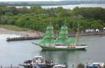 Die  alte  SS ALEXANDER von HUMBOLDT IMO 8626886, als ehemaliges Feuerschiff WESER RESERVE, bei der Auslaufparade in Lbeck-Travemnde...