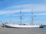 Das Segelschulschiff  Gorch Fock  im Stralsunder Hafen am 11.05.2016