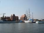 Segelschiff GORCH FOCK  ,  festverankert im Hafen von Stralsund als Museumsschiff,  1933 gebaut in Hamburg,1945 versenkt,1947 gehoben, als Kriegsbeute in die Sowjetunion, 1999 zurck nach Deutschland,