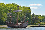 Kraweel LISA VON LÜBECK am 03.06.2023 im Hafen von Lübeck-Travemünde