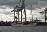 Hamburg am 29.08.2011.Die  MARE FRISIUM 
Das Schiff wurde 1916 als Logger unter niederländischer Flagge mit dem Namen Petronella zu Wasser gelassen.