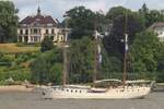 3-Master MARE FRISIUM (IMO 5344592); Datum: 05.07.2025; Aufnahmeort: Elbe/Hafen Hamburg, Deutschland.