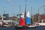 3-Master REGINA MARIS (IMO 7025126); Datum: 10.05.2015; Aufnahmeort: Elbe/Hafen Hamburg, Deutschland.