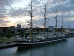 Die Krusenstern am Abend des 14.8.16 in Warnemuende.