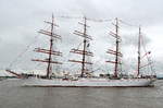 Die Sedov IMO-Nummer:7946356 Flagge:Russland Länge:118.0m Breite:14.0m Baujahr:1921 Bauwerft:Friedrich Krupp Germaniawerft,Kiel Deutschland bei der Einlaufparade zum 830 Hamburger Hafengeburtstag