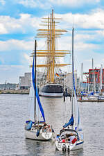 Zwei Segelboote am 26.06.2022 im Passathafen Lübeck-Travemünde