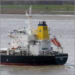 Am Schornstein der CIELO DI SAN FRANCISCO (IMO 9585663) ist die Marke der italienischen Reederei d'Amico (Rom) zu sehen. Bremerhaven, 14.04.2021