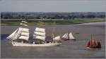 Das deutsche Segelschulschiff GORCH FOCK bei der Einlaufparade zur Sail 2010 in Bremerhaven. Ihr folgen die GRNLAND und die HF 244 ASTARTE, die beide auch schon von mir bei Schiffbilder.de vorgestellt wurden. 25.08.2010