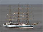 Die 1987 gebaute MIR (IMO 8501701) während der Einlaufparade der Sail 2015 Bremerhaven. Sie ist 108,90 m ü.a. lang und 14 m breit. 12.08.2015