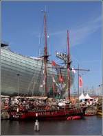 Die 1984 gebaute ATYLA lag während der Sail 2015 Bremerhaven im Alten Hafen. Dieser Stagsegelschoner ist 31 m ü.a. lang, 7 m breit und hat einen Tiefgang von 3 m. Die Segelfläche beträgt 400 m². Heimathafen ist Bilbao (Spanien).