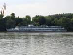 CARPATI, ein altes Personenschiff (8800165; L=83,3m B=12m; 144Passagiere; 2x897PS; Bj.1961) fristet nächst Giurgiu/Rumänien seiner weiterer Zukunft entgegen;230703  zusätzlich habe ich