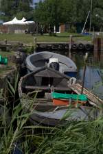 Der   Fischereihafen  Zempin zhlt wohl mit zu den kleinsten, aber es gibt sehr leckere Fische im Achterwasser. Aufgenommen am 02.07.12 um 11:04 Uhr 