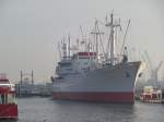 CAP SAN DIEGEO (IMO 5060794) bei aufbrechendem Nebel am 14.1.2014, am Dauerliegeplatz an der Überseebrücke, Hamburg /   ex Sangria (1986), San Diego (1982), Cap San Diego (1962) / Stiftung