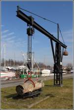 Dieser historische Drehkran ist im Hafen von Varel zu bewundern.
06.03.2013