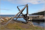 Am Hafen von Vang steht dieser Derrickkran. 23.08.2016