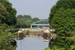 Blick auf die stillgelegte Schleuse Bevergern im Altarm des DEK am 12.05.2018.
