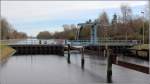Die östlichste der insgesamt sechs Schleusen des Ems-Jade-Kanals ist die Schleuse Mariensiel in Sande, westlich von Wilhelmshaven. Hier ist das östliche Schleusenhaupt zu sehen. (22.03.2015)

Der 72,3 km lange Ems-Jade-Kanal wurde von 1880 bis 1888 gebaut und verbindet die Ems bei Emden mit der Jade bei Wilhelmshaven. Er ist zugelassen für Fahrzeuge bis 33 m Länge, 6,2 m Breite und 1,7 m Tiefgang. Betrieben und unterhalten wird er vom Niedersächsischen Landesbetrieb für Wasserwirtschaft, Küsten- und Naturschutz (NLWKN) – Betriebsstelle Aurich.