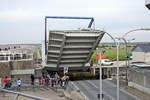 Brücke über die Schleusse am Eidersperrwerk an der Landesstraße zwischen Tönning(Kreis Nordfriesland) und Wesselburen (Dithmarschen).