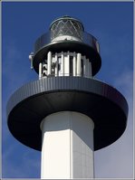Die Spitze des neuen Leuchtturms Dueodde (Bornholm). Das Laternenhaus wurde vom alten Leuchtturm Dueodde Nord übernommen. 23.08.2016