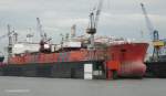 UISGE GORM  (IMO 814034) am 4.6.2012, Hamburg, im Dock von Blohm&Voss
lproduktionsschiff  (FPSO)  / BRZ 53176 / La 248,31 m, B 39,9 m, Tg  m / 14 kn / 1983 gebaut / Eigner: Bluewater Offshore Production BV,Leiden
