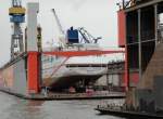 Hamburg am 21.9.2012, Blohm&Voss, Dock 10, eingedockt das Kreuzfahrtschiff  BREMEN (IMO 8907424)/ BRZ 6752 / Lüa 111,51 m, B 17,0 m, Tg 4,8 m / 2 Diesel, Daihatsu, 4854 kW, 16 kn / 164 Pass.