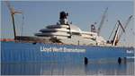 Die SOLARIS (so der Projektname) ist nach fast dreijähriger Bauzeit zum Vorschein gekommen. In den letzten Tagen wurde die Bauhalle über dem Schwimmdock abgebaut. Im März wird die angeblich 140 m lange Gigayacht wohl ausgedockt. Es wird gemunkelt, Roman Abramowitsch sei der Auftraggeber für den Neubau. Bremerhaven, 21.02.2021
