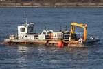 Bagger BURAN (ENI 05502570 ); Eigner/Betreiber: Pontonanlage Norderelbe; Datum: 20.01.2026; Aufnahmeort: Elbe/Hafen Hamburg, Deutschland.