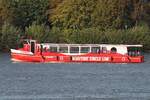 Hafenbarkasse EUROPA (ENI 04813300 ); Eigner/Betreiber: Maritime Circle Line (MCL); Datum: 19.09.2025; Aufnahmeort: Elbe/Hafen Hamburg, Deutschland.